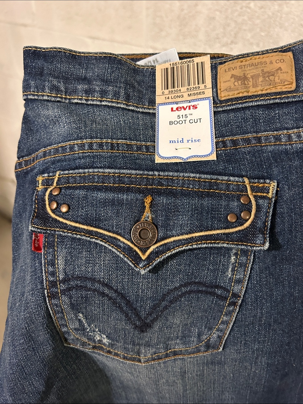 NWT Levi’s 515 Boot Cut